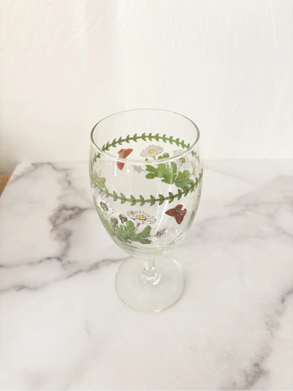 Portmeirion Botanic Garden Botanical & Butterfly Stemmed Glass - Daisy
